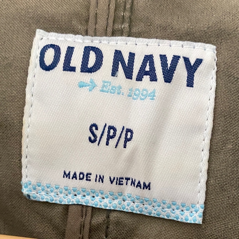 Old Navy Women's Camouflage Utility Jacket - Picture 4 of 5